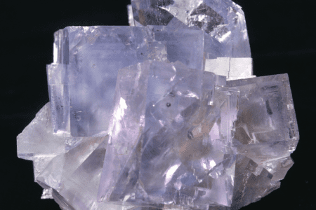 Fluoritul, un mineral versatil
